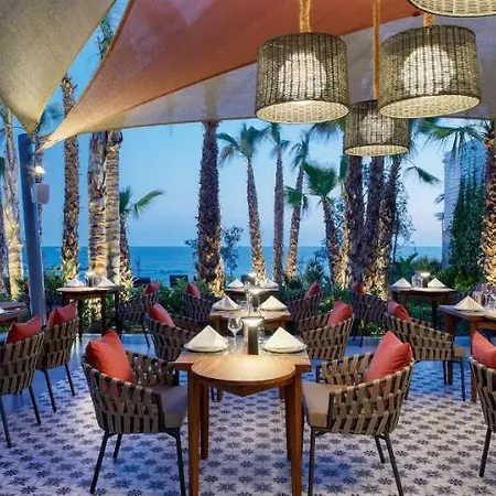 帕福斯阿马维情侣专用酒店 5* Paphos